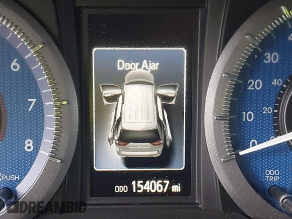 2016 Toyota Sienna XLE with VIN 5TDYK3DC8GS718289, listed as a IAAI auction lot 41774375 with 154,067 mi miles. Bid and sale history available at carsss.com. Image 16.