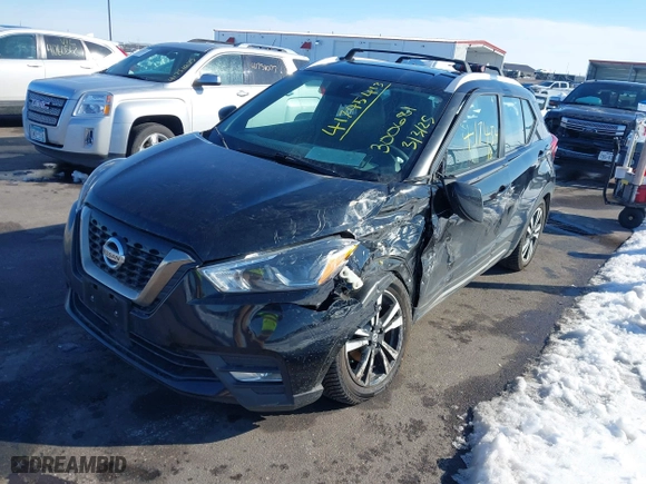 2020 Nissan Kicks SR with VIN 3N1CP5DV8LL486305, listed as a IAAI auction lot 41745413 with 36,571 mi miles. Bid and sale history available at carsss.com. Image 17.