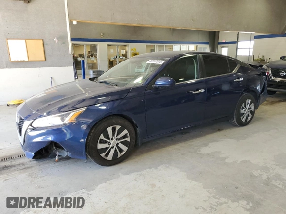 2021 Nissan Altima 2.5 S with VIN 1N4BL4BV4MN333204, listed as a Copart auction lot 48160505 with 132,818 mi miles and Salvage Title. Bid and sale history available at carsss.com. Image 1.