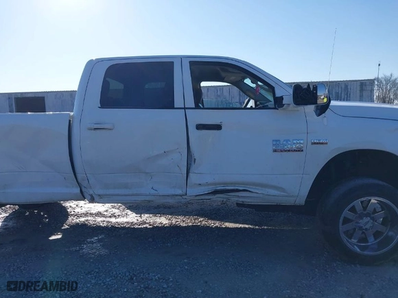 2018 Ram 2500 Tradesman with VIN 3C6UR5HJ0JG216906, listed as a IAAI auction lot 41409441 with 122,401 mi miles. Bid and sale history available at carsss.com. Image 13.