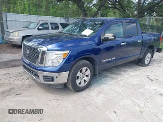 2018 Nissan Titan SV z VIN 1N6AA1E61JN500822, wystawiony jako IAAI lot #42339293 z przebiegiem 152 573 mil mil oraz . Historia ofert i sprzedaży dostępna na DreamBid. Obrazek 17.