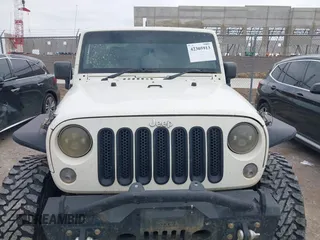 2008 Jeep Wrangler X z VIN 1J4FZ24108L653849, wystawiony jako IAAI lot #42305913 z przebiegiem 220 937 mil mil oraz . Historia ofert i sprzedaży dostępna na DreamBid. Obrazek 11.