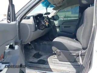 2013 GMC Sierra 1500 Work Truck z VIN 1GTN1TEX6DZ385107, wystawiony jako IAAI lot #42060192 z przebiegiem 2 mil mil oraz . Historia ofert i sprzedaży dostępna na DreamBid. Obrazek 8.