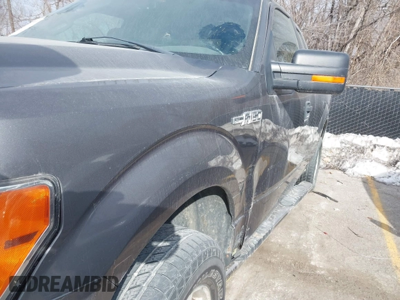 2013 Ford F-150 XL с VIN 1FTFX1EF1DKD47713, выставлен на аукционе IAAI как лот 41311901 с пробегом 137 061 миль миль и . История ставок и продаж доступна на DreamBid. Изображение 6.