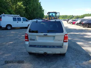 2008 Ford Escape XLT with VIN 1FMCU93198KE17879, listed as a IAAI auction lot 40125825 with 214,373 mi miles and . Bid and sale history available at DreamBid. Image 17.