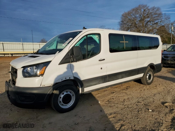 2022 Ford Transit Passenger Wagon XL with VIN 1FBAX2Y89NKA14517, listed as a Copart auction lot 43074225 with 19,675 mi miles and Salvage Title. Bid and sale history available at carsss.com. Image 1.