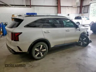 2022 Kia Sorento S with VIN 5XYRL4LC4NG147581, listed as a Copart auction lot 57319935 with 60,681 mi miles and Salvage title. Bid and sale history available at DreamBid. Image 3.
