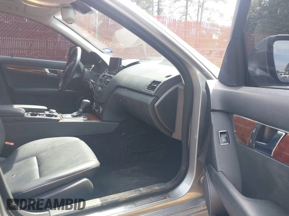 2008 Mercedes-Benz C 300 Sport with VIN WDDGF54X28F058210, listed as a IAAI auction lot 42040103 with 172,433 mi miles and . Bid and sale history available at DreamBid. Image 5.