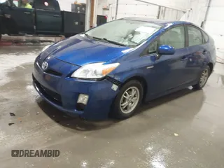 2010 Toyota Prius II with VIN JTDKN3DU6A0066434, listed as a IAAI auction lot 41848392 with 122,446 mi miles. Bid and sale history available at carsss.com. Image 2.