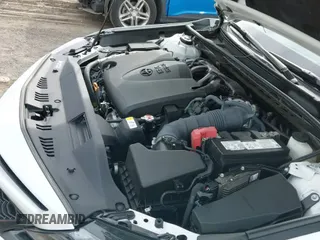 2022 Toyota Camry TRD z VIN 4T1KZ1AK2NU063990, wystawiony jako IAAI lot #41790181 z przebiegiem 25 361 mil mil oraz . Historia ofert i sprzedaży dostępna na DreamBid. Obrazek 19.