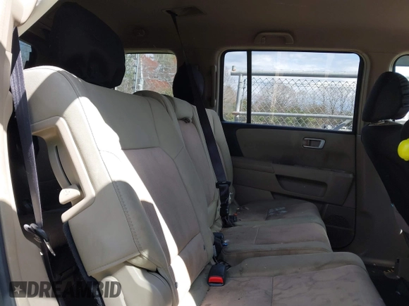 2009 Honda Pilot EX with VIN 5FNYF48419B048492, listed as a IAAI auction lot 41716906 with 175,471 mi miles. Bid and sale history available at carsss.com. Image 8.