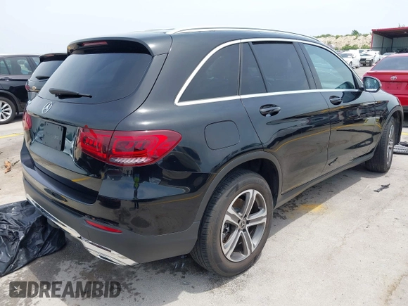 2020 Mercedes-Benz GLC 300 with VIN WDC0G8DB0LF688020, listed as a IAAI auction lot 42268856 with 78,390 mi miles and . Bid and sale history available at DreamBid. Image 4.