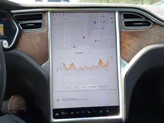 2017 Tesla Model S 100D with VIN 5YJSA1E27HF202563, listed as a IAAI auction lot 42460702 with 71,715 mi miles and . Bid and sale history available at DreamBid. Image 17.