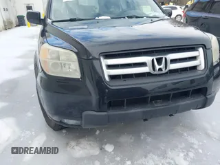 2008 Honda Pilot EX-L with VIN 5FNYF18588B050066, listed as a IAAI auction lot 41649007 with 172,018 mi miles. Bid and sale history available at carsss.com. Image 6.