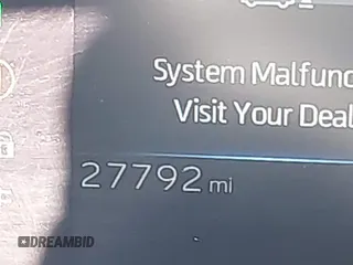 2023 Toyota bZ4X XLE z VIN JTMABACA5PA035744, wystawiony jako IAAI lot #41264742 z przebiegiem 27 792 mil mil oraz . Historia ofert i sprzedaży dostępna na DreamBid. Obrazek 16.