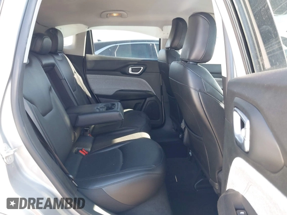 2022 Jeep Compass Latitude Lux с VIN 3C4NJDFB4NT207889, выставлен на аукционе IAAI как лот 41023713 с пробегом 41 405 миль миль и . История ставок и продаж доступна на DreamBid. Изображение 8.