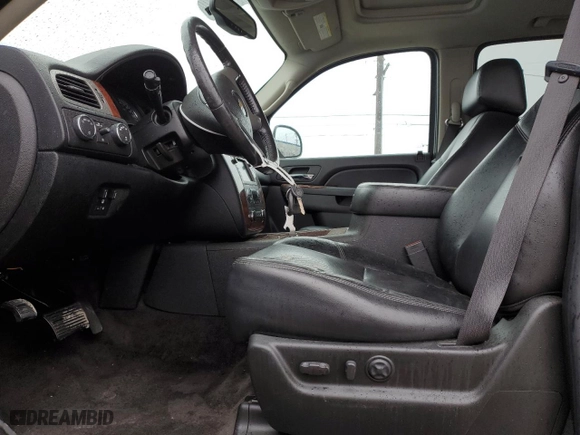 2011 Chevrolet Suburban LTZ with VIN 1GNSKKE37BR100328, listed as a Copart auction lot 48217925 with NaN miles and Salvage Title. Bid and sale history available at carsss.com. Image 7.