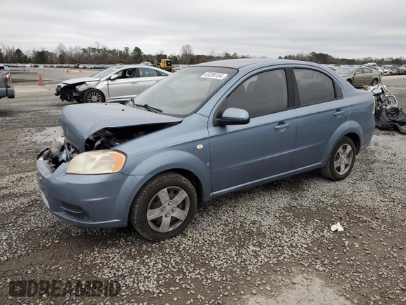 2007 Chevrolet Aveo LS z VIN KL1TD56607B126715, wystawiony jako Copart lot #85206134 z przebiegiem 85 420 mil mil oraz Szkody całkowita. Historia ofert i sprzedaży dostępna na DreamBid. Obrazek 1.