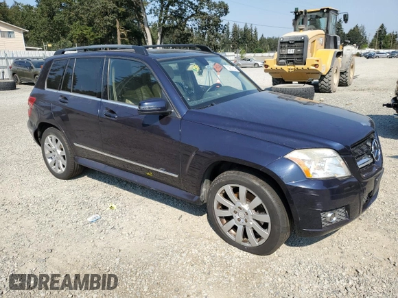 2010 Mercedes-Benz GLK 350 with VIN WDCGG8HB1AF442714, listed as a Copart auction lot 70261914 with 172,094 mi miles and Clean Title. Bid and sale history available at DreamBid. Image 4.