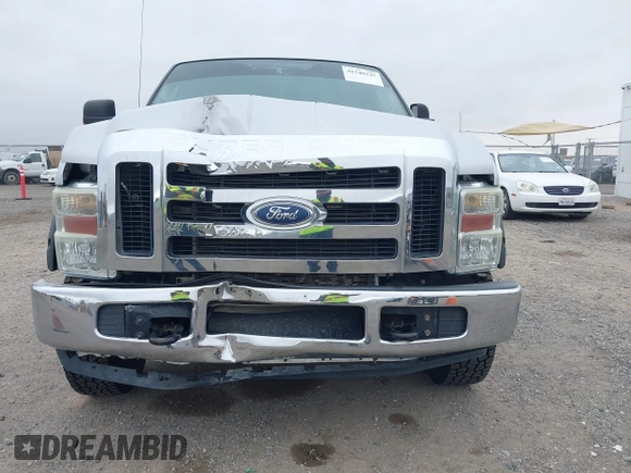 2008 Ford Super Duty F-250 SRW XL with VIN 1FTSX21548EA50876, listed as a IAAI auction lot 41540247 with 263,132 mi miles. Bid and sale history available at carsss.com. Image 6.