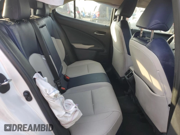 2021 Lexus UX 200 with VIN JTHX3JBH4M2037480, listed as a Copart auction lot 86453554 with 72,699 mi miles and Salvage title. Bid and sale history available at DreamBid. Image 11.