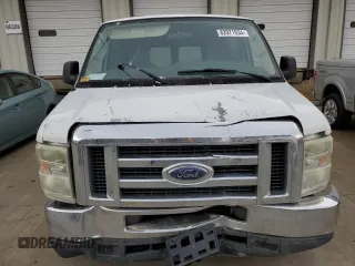 2009 Ford Econoline Passenger XL with VIN 1FBNE31L69DA54219, listed as a Copart auction lot 82971934 with 251,549 mi miles and Salvage title. Bid and sale history available at DreamBid. Image 5.