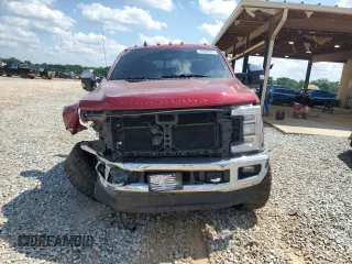 2019 Ford F-250 XL with VIN 1FT7W2BT5KEF75118, listed as a Copart auction lot 54693825 with 121,705 mi miles and Salvage title. Bid and sale history available at DreamBid. Image 5.