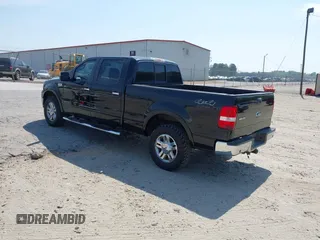 2007 Ford F-150 XLT with VIN 1FTPW14507FB71637, listed as a IAAI auction lot 42080446 with 224,256 mi miles. Bid and sale history available at carsss.com. Image 3.