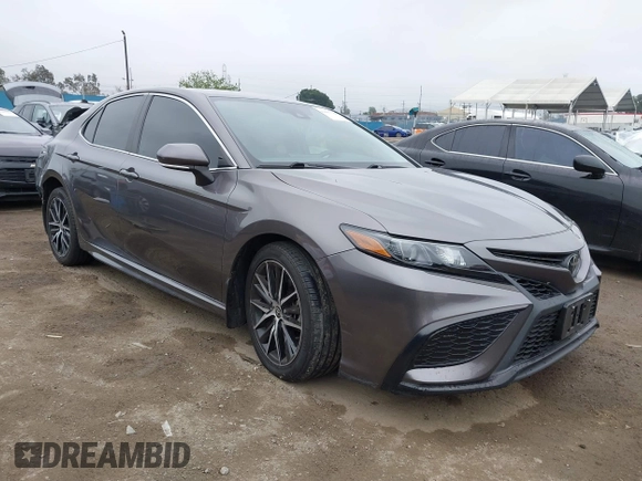 2022 Toyota Camry SE with VIN 4T1G11AK2NU674888, listed as a IAAI auction lot 41883188 with 41,566 mi miles and . Bid and sale history available at DreamBid. Image 1.