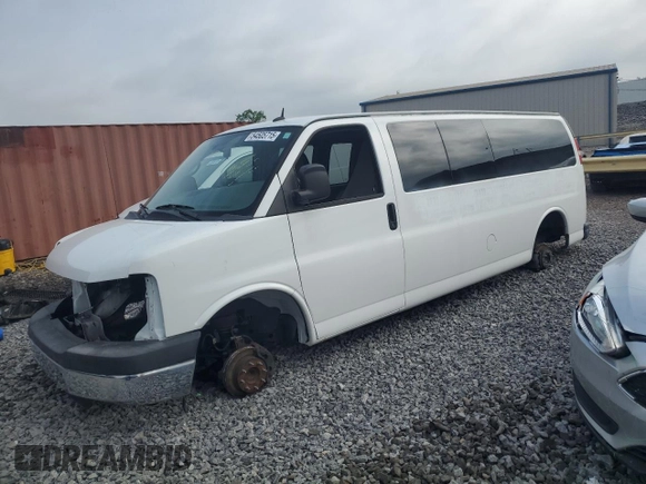 2013 Chevrolet Express Passenger LT z VIN 1GAZG1FG6D1158008, wystawiony jako Copart lot #54505715 z przebiegiem Nie podano mil oraz Szkoda całkowita • Salvage title. Historia ofert i sprzedaży dostępna na DreamBid. Obrazek 1.