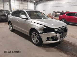 2014 Audi Q5 Premium Plus z VIN WA1LFAFP1EA075646, wystawiony jako IAAI lot #41528806 z przebiegiem 104 265 mil mil oraz . Historia ofert i sprzedaży dostępna na DreamBid. Obrazek 1.