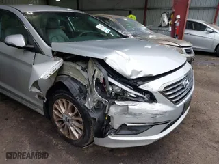 2015 Hyundai Sonata 2.4L Sport with VIN 5NPE34AF9FH194076, listed as a IAAI auction lot 41723593 with 96,118 mi miles. Bid and sale history available at carsss.com. Image 6.