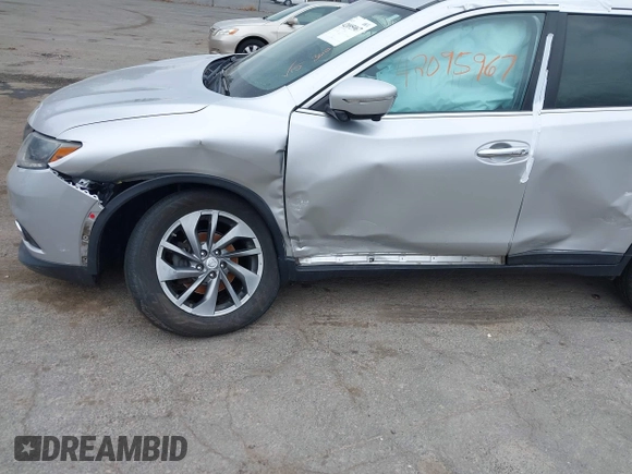 2014 Nissan Rogue SL with VIN 5N1AT2MVXEC776070, listed as a IAAI auction lot 42095967 with 139,566 mi miles. Bid and sale history available at carsss.com. Image 6.
