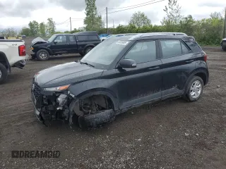 2022 Hyundai Venue Limited z VIN KMHRC8A33NU132736, wystawiony jako Copart lot #58028005 z przebiegiem 99 522 mil mil oraz Szkoda całkowita • Salvage title. Historia ofert i sprzedaży dostępna na DreamBid. Obrazek 1.