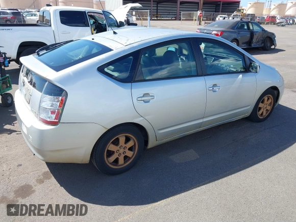 2004 Toyota Prius with VIN JTDKB20U240091747, listed as a IAAI auction lot 41622586 with 241,365 mi miles. Bid and sale history available at carsss.com. Image 4.