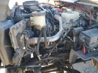 2021 Chevrolet Silverado MD Work Truck z VIN 1HTKJPVK9MH610594, wystawiony jako Copart lot #88925085 z przebiegiem 48 236 mil mil oraz Czysty tytuł • Clean title. Historia ofert i sprzedaży dostępna na DreamBid. Obrazek 11.