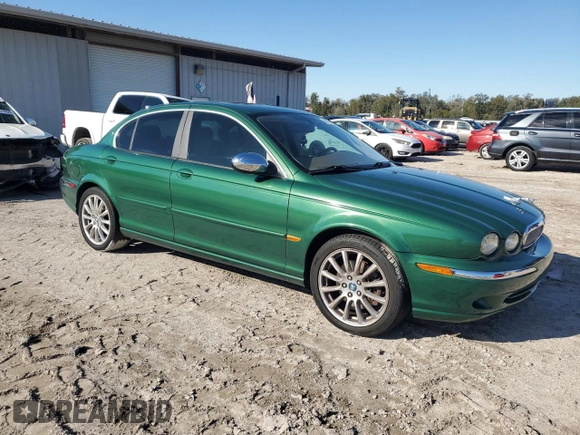 2007 Jaguar X-Type z VIN SAJWA51A87WJ07995, wystawiony jako Copart lot #42737205 z przebiegiem 82 863 mil mil oraz Tytuł czysty. Historia ofert i sprzedaży dostępna na DreamBid. Obrazek 4.
