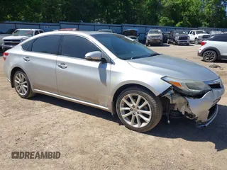2013 Toyota Avalon XLE with VIN 4T1BK1EB9DU004853, listed as a IAAI auction lot 42018406 with 139,566 mi miles and . Bid and sale history available at carsss.com. Image 1.