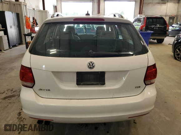 2013 Volkswagen Jetta TDI with VIN 3VWPL7AJ0DM682299, listed as a Copart auction lot 62701995 with 178,471 mi miles and Non repairable. Bid and sale history available at DreamBid. Image 6.