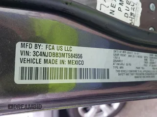 2021 Jeep Compass Altitude с VIN 3C4NJDBB3MT584556, выставлен на аукционе IAAI как лот 42044104 с пробегом 122 769 миль миль и . История ставок и продаж доступна на DreamBid. Изображение 9.