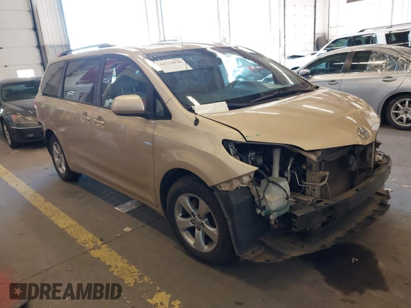 2013 Toyota Sienna LE AAS with VIN 5TDKK3DC8DS359172, listed as a IAAI auction lot 41724930 with 106,488 mi miles. Bid and sale history available at carsss.com. Image 1.