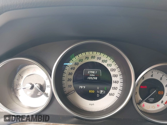 2014 Mercedes-Benz E-Class E 350 Sport with VIN WDDHF5KB1EA796617, listed as a IAAI auction lot 41869606 with 105,298 mi miles. Bid and sale history available at carsss.com. Image 7.
