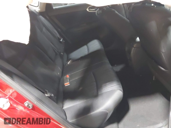 2019 Nissan Sentra S z VIN 3N1AB7AP7KY257283, wystawiony jako IAAI lot #42012338 z przebiegiem 103 503 mil mil oraz . Historia ofert i sprzedaży dostępna na DreamBid. Obrazek 8.