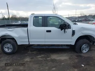 2021 Ford Super Duty F-250 SRW XL with VIN 1FT7X2B60MED87116, listed as a IAAI auction lot 41419989 with 42,141 mi miles. Bid and sale history available at carsss.com. Image 13.