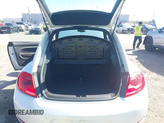 2015 Volkswagen Beetle Fleet Edition with VIN 3VWF17AT3FM651960, listed as a IAAI auction lot 41815688 with 113,907 mi miles and . Bid and sale history available at DreamBid. Image 18.