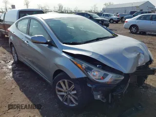 2015 Hyundai Elantra SE with VIN 5NPDH4AE2FH583548, listed as a IAAI auction lot 42003215 with 113,552 mi miles. Bid and sale history available at carsss.com. Image 1.