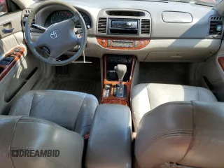 2004 Toyota Camry LE with VIN 4T1BE30K94U361976, listed as a Copart auction lot 54091545 with 193,141 mi miles and Salvage Title. Bid and sale history available at DreamBid. Image 8.