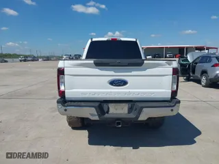 2019 Ford Super Duty F-250 SRW XL with VIN 1FT7W2BT9KEC89689, listed as a IAAI auction lot 40381550 with 214,406 mi miles. Bid and sale history available at carsss.com. Image 16.