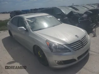 2014 Hyundai Equus Signature z VIN KMHGH4JH7EU083148, wystawiony jako Copart lot #51021905 z przebiegiem Nie podano mil oraz Szkody całkowita. Historia ofert i sprzedaży dostępna na DreamBid. Obrazek 4.