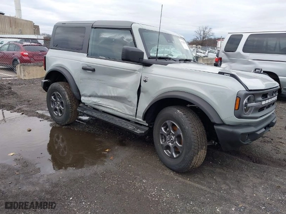 2024 Ford Bronco Big Bend with VIN 1FMDE7AH8RLA22500, listed as a IAAI auction lot 41725517 with 3,176 mi miles. Bid and sale history available at carsss.com. Image 1.